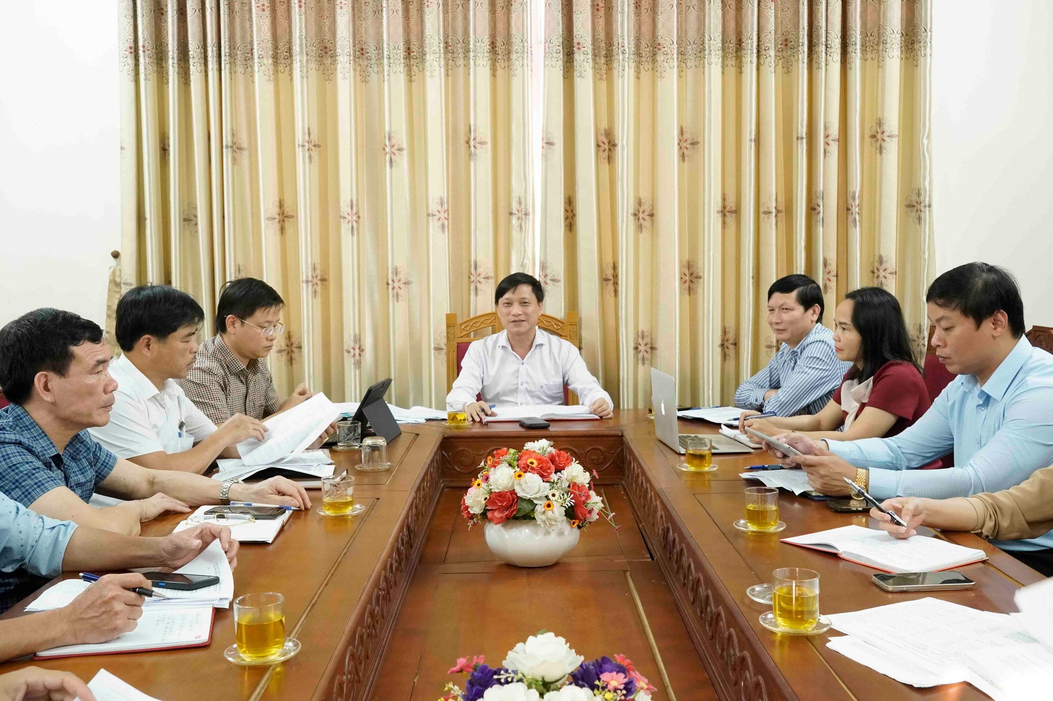 Ủy ban bầu cử xã Hương Sơn họp thống công bố số đơn vị bầu cử