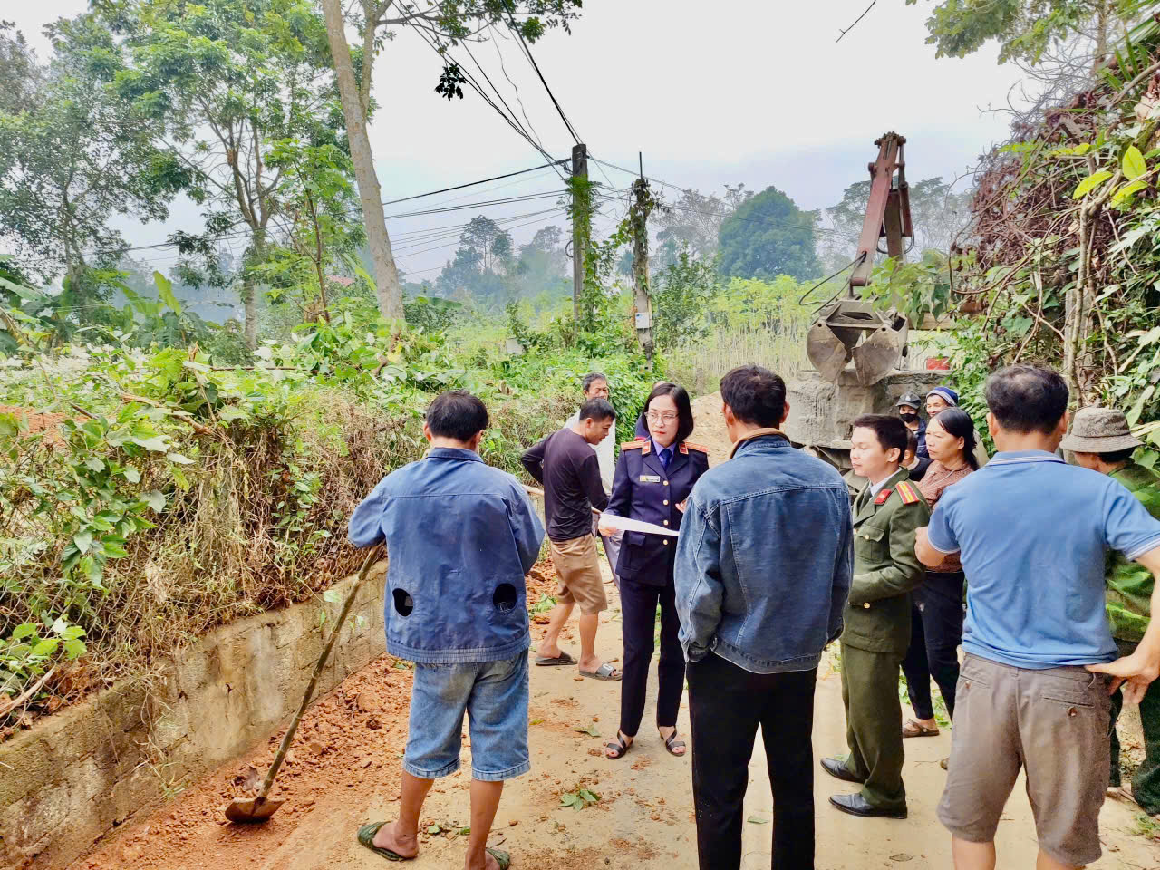 Viện KSND khu vực 5 – Hà Tĩnh trực tiếp xác minh điều kiện thi hành án