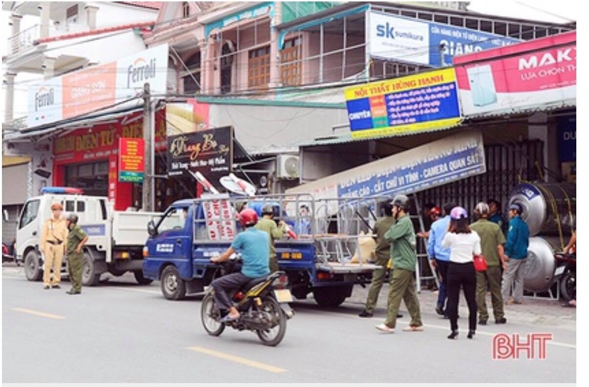 Tuyên truyền về hành lang an toàn giao thông đường bộ