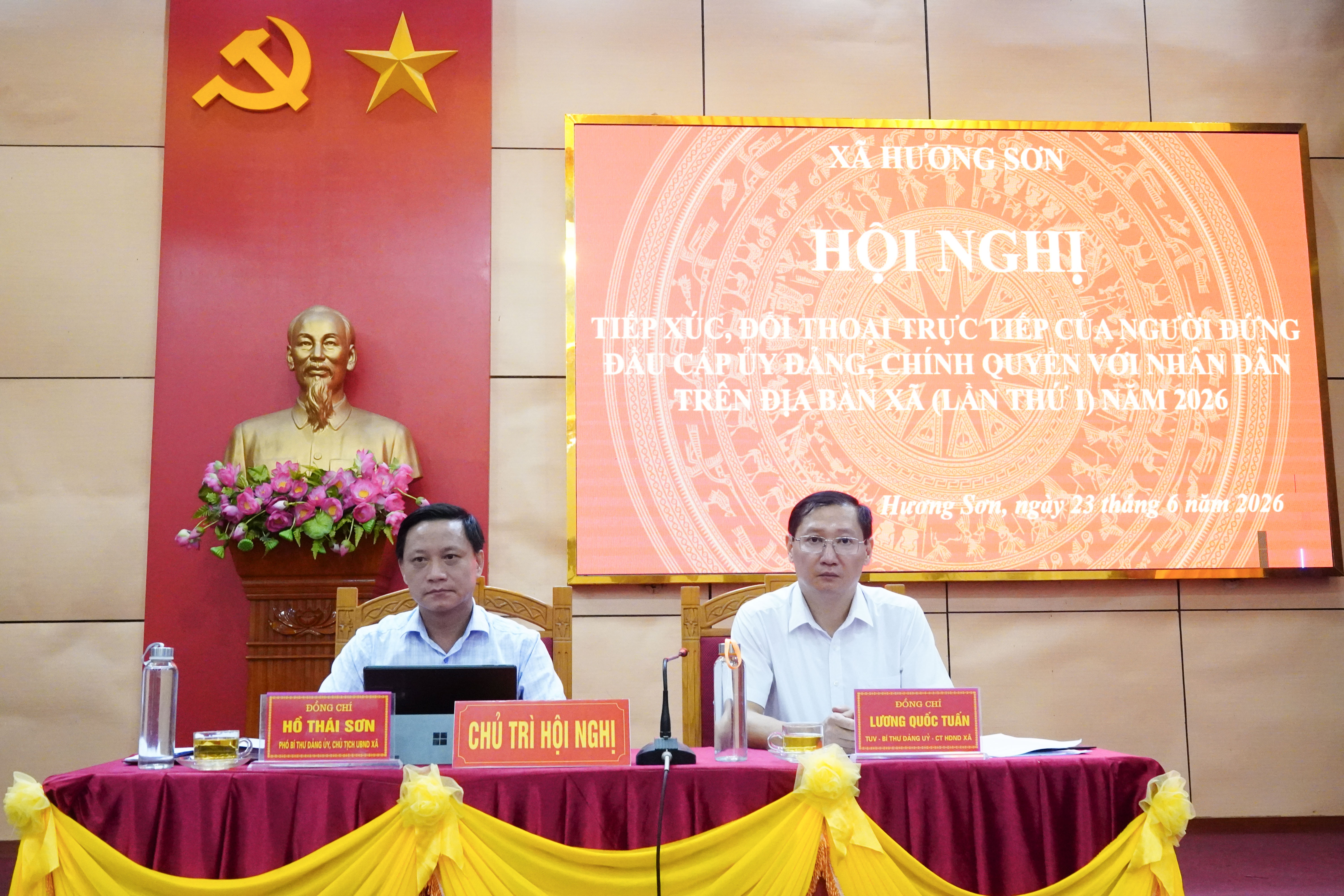 Xã Hương Sơn tổ chức đối thoại trực tiếp giữa người đứng đầu cấp ủy, chính quyền với Nhân dân lần thứ 1 năm 2026