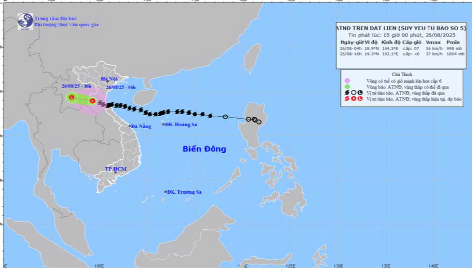 Siêu bão Ragasa gây gió giật trên cấp 17