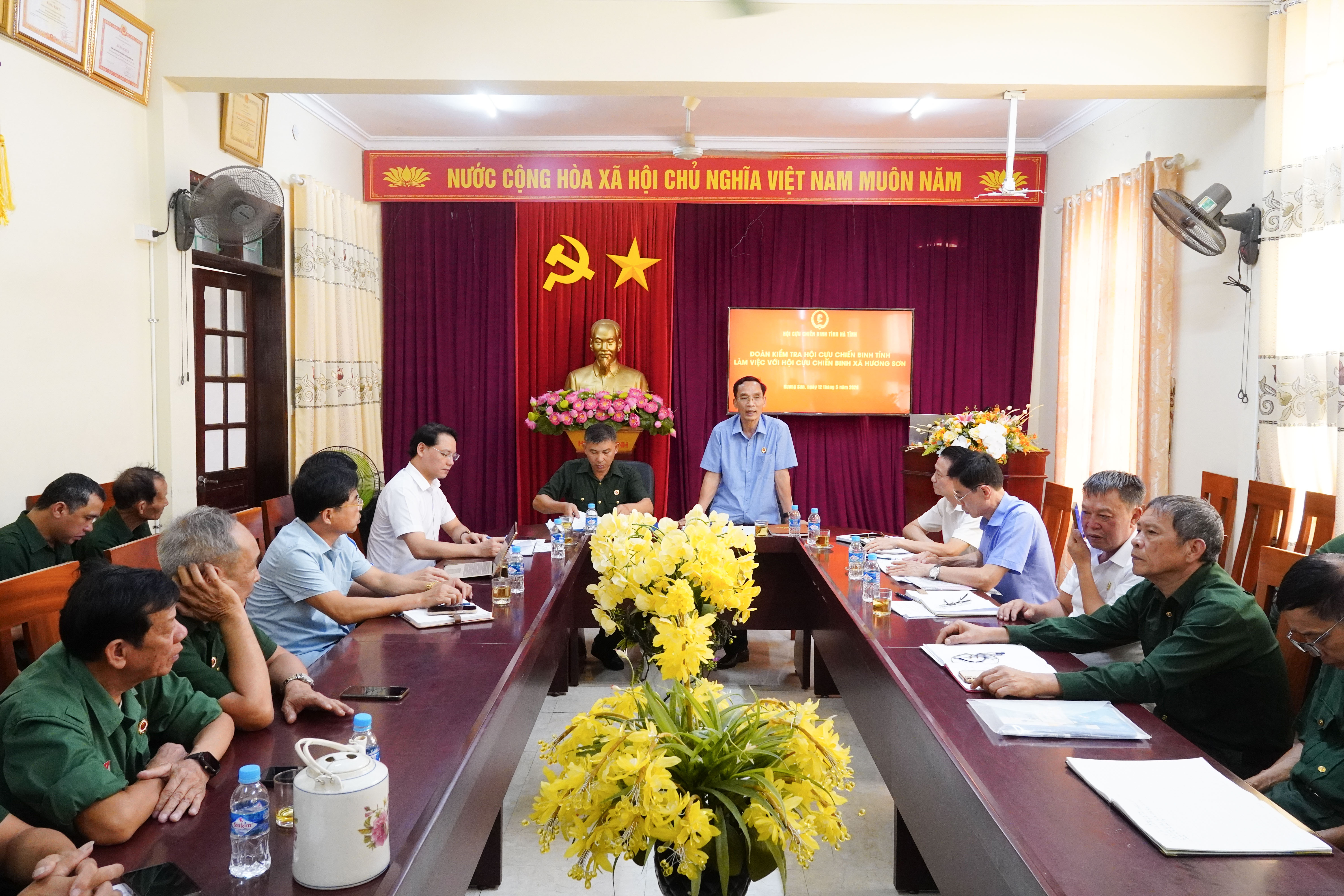 Hội CCB tỉnh Hà Tĩnh kiểm tra, nắm tình hình hoạt động công tác Hội tại Hội CCB xã Hương Sơn