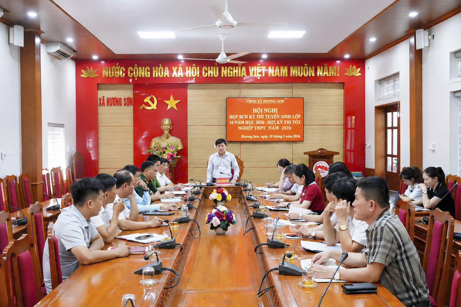 UBND xã Hương Sơn: Họp BCĐ các kỳ thi năm 2026