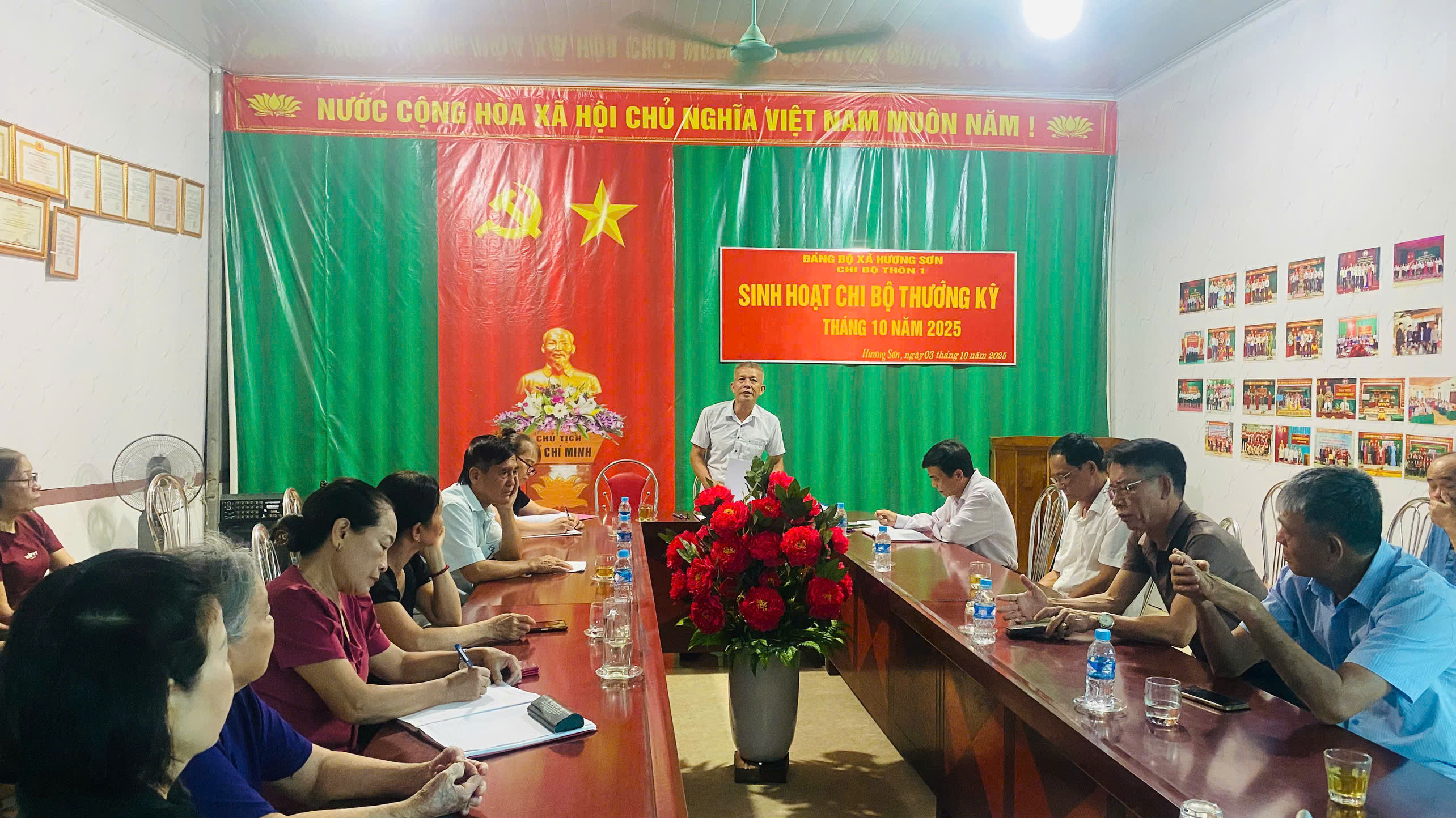 ĐỔI MỚI SINH HOẠT CHI BỘ CƠ SỞ - NỀN TẢNG XÂY DỰNG ĐẢNG BỘ VỮNG MẠNH, THỰC HIỆN THẮNG LỢI NGHỊ QUYẾT ĐẠI HỘI