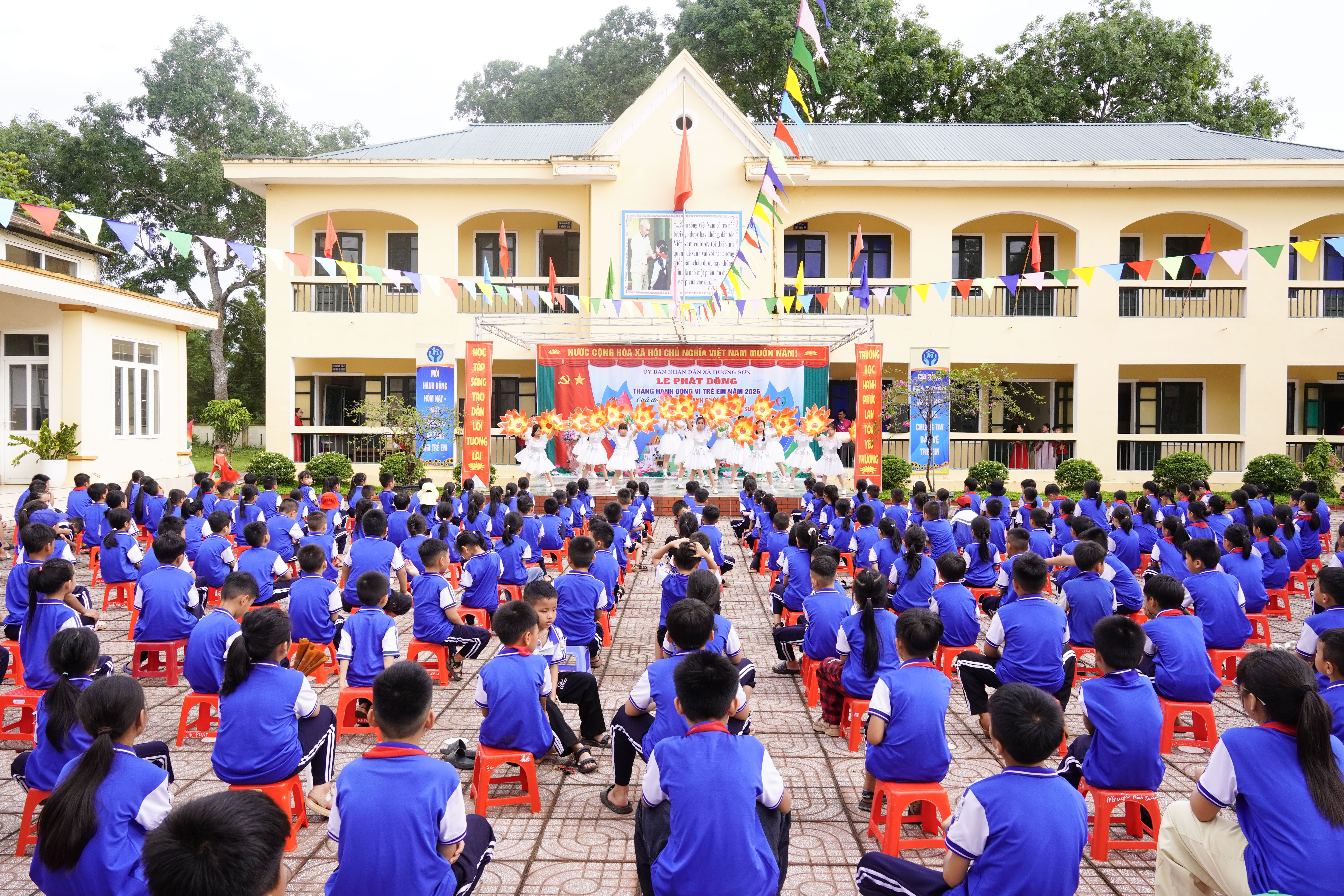 Xã Hương Sơn phát động Tháng hành động vì trẻ em năm 2026