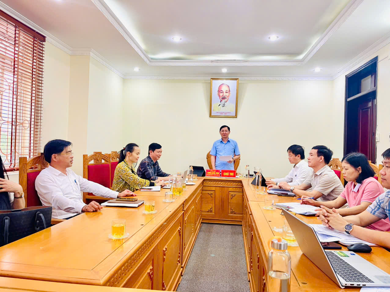 HỌP SOÁT XÉT CÁC NỘI DUNG CHUẨN BỊ CHO KỲ HỌP THỨ NHẤT HĐND XÃ HƯƠNG SƠN KHÓA II, NHIỆM KỲ 2026 - 2031.