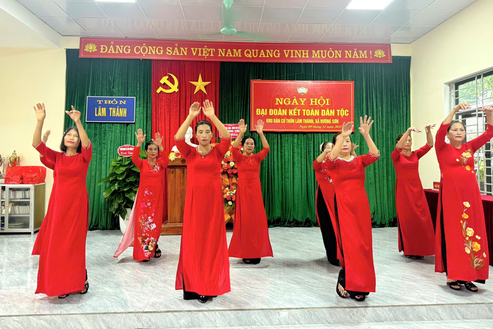 Ngày hội Đại đoàn kết tại thôn Lâm Thành