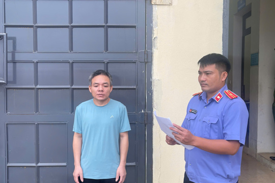 VKS chuyển hồ sơ vụ án để xét xử đối với bị can lấy trộm gần 500 triệu đồng rồi lẩn trốn suốt nhiều năm 