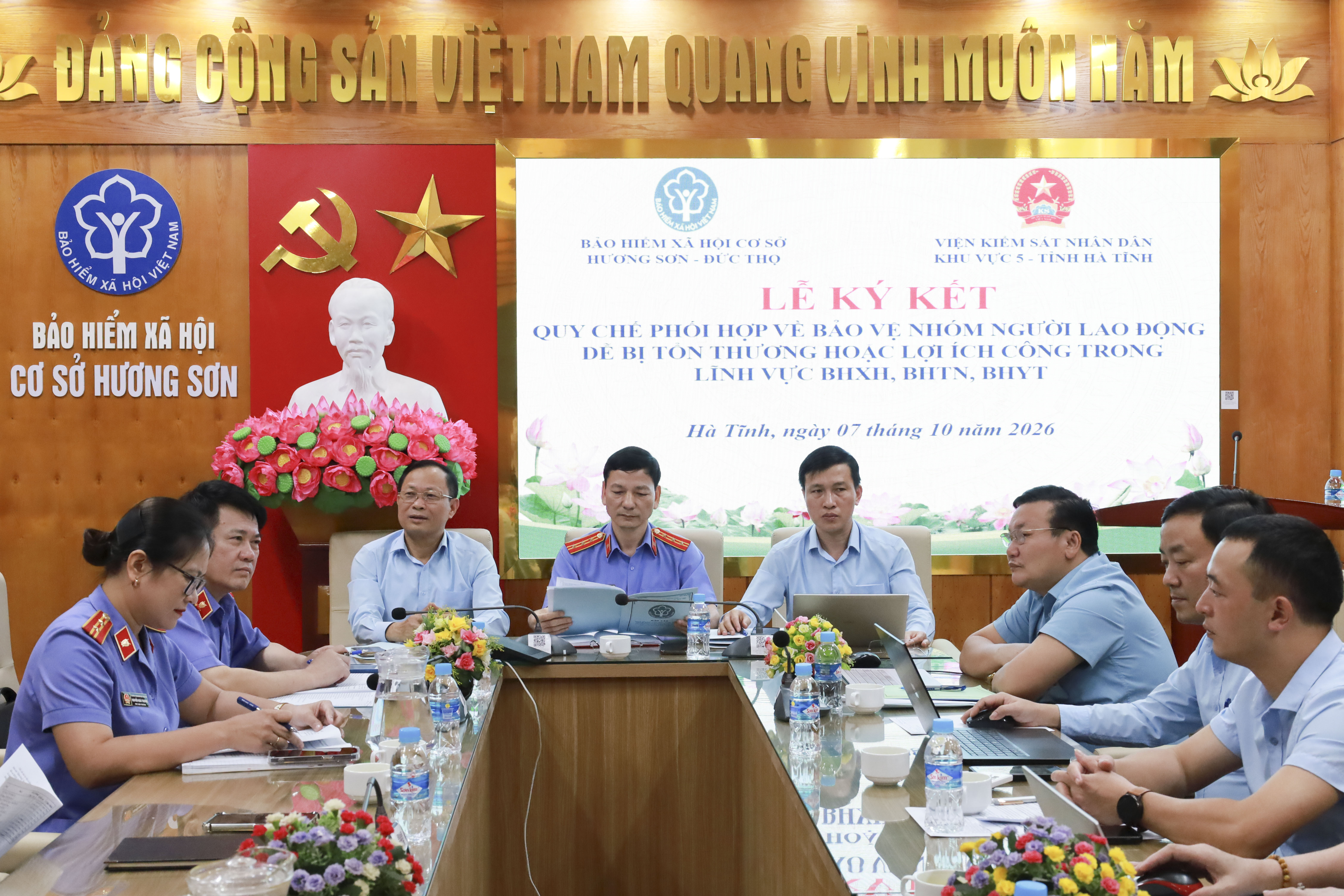 Tăng cường phối hợp bảo vệ quyền lợi người lao động trong lĩnh vực bảo hiểm
