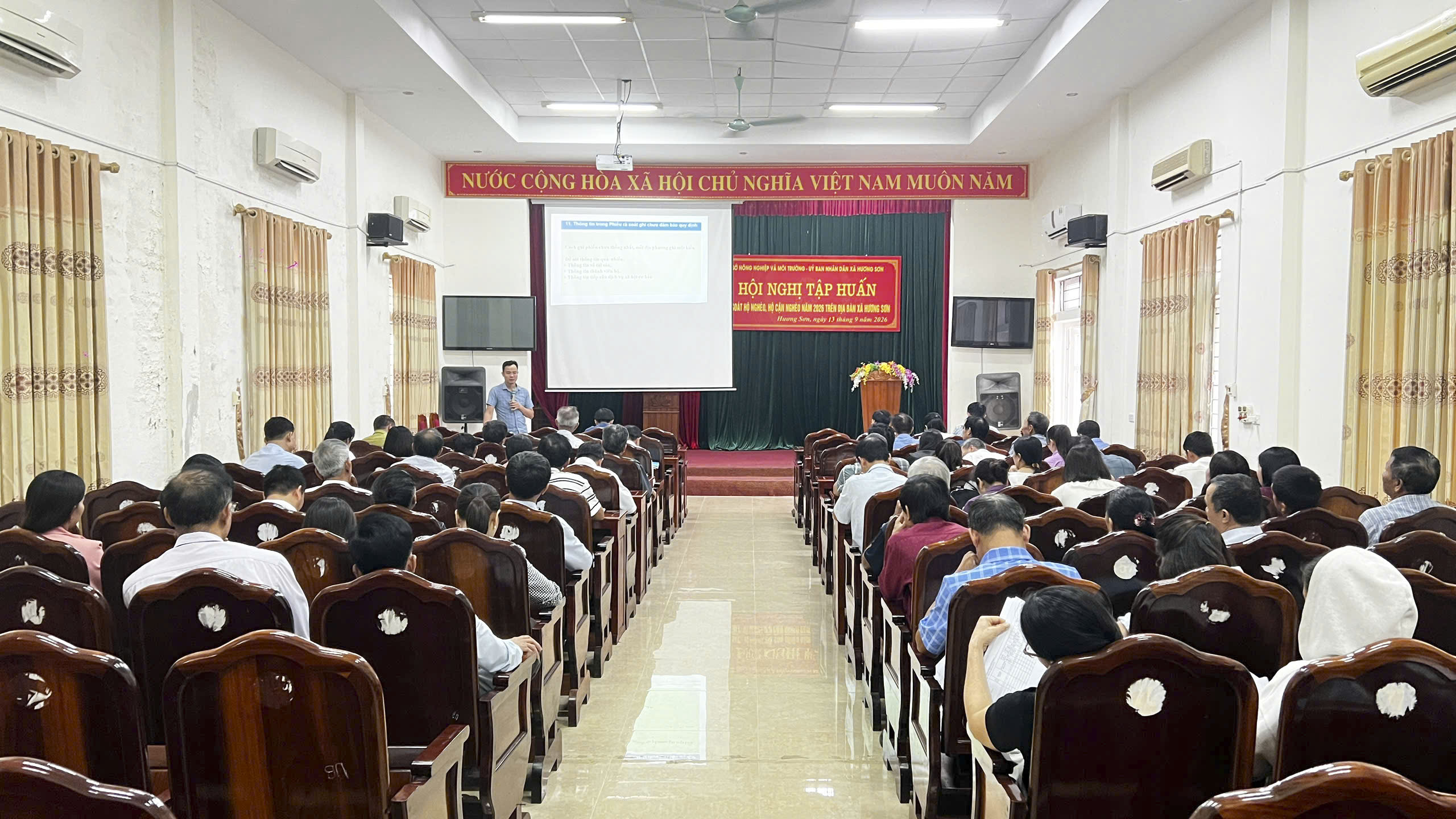 Xã Hương Sơn tập huấn rà soát hộ nghèo, hộ cận nghèo năm 2026