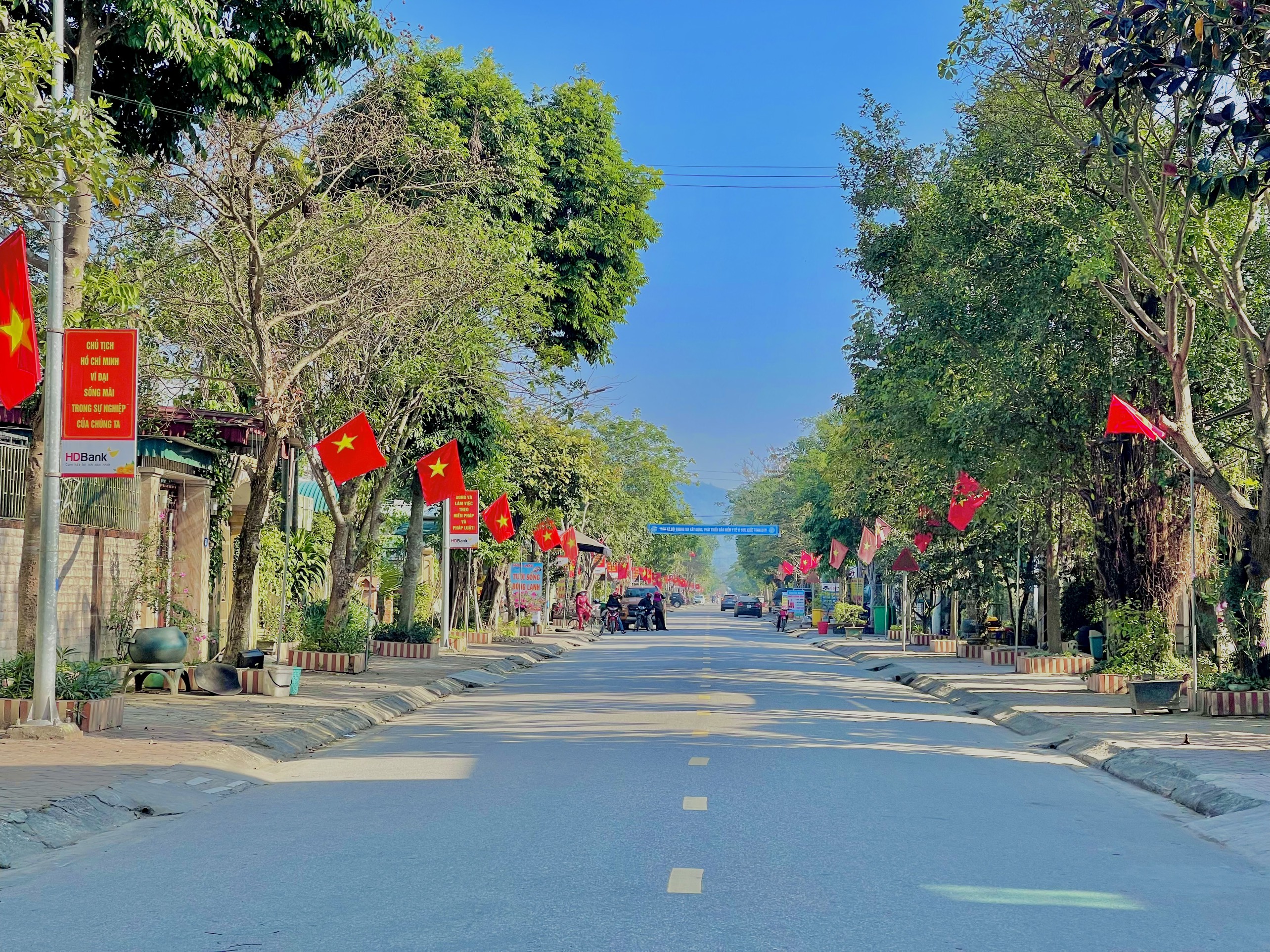 CHÍNH THỨC: CÁC TỔ DÂN PHỐ XÃ HƯƠNG SƠN ĐƯỢC CHUYỂN ĐỔI THÀNH THÔN 